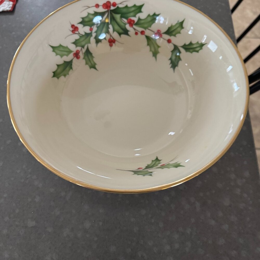 Lenox Holiday Christmas Round Serving Bowl, Holly Berries